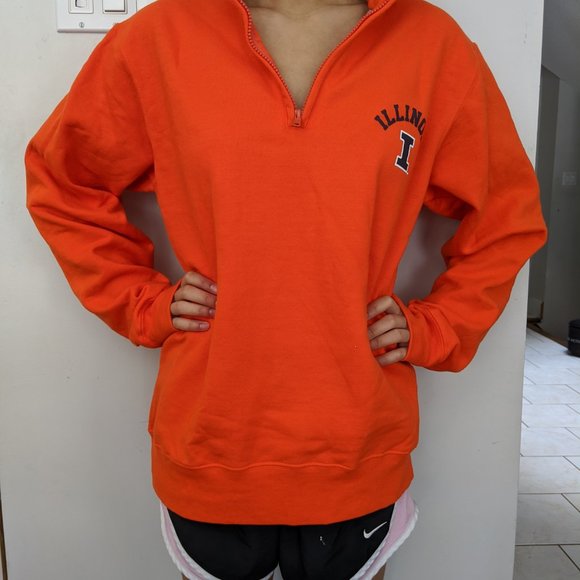 Champions Sweather | UIllinois Quarter-Zip - Picture 4 of 5